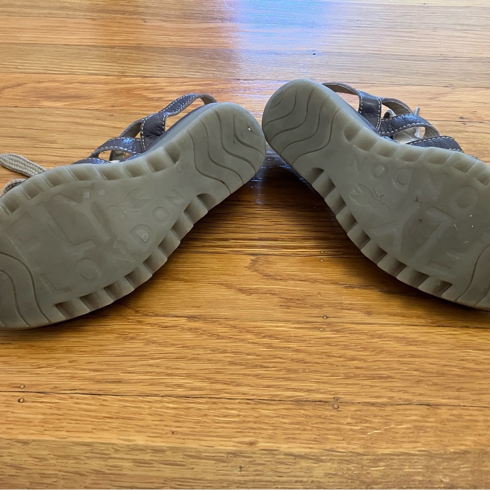 Fly London sandals - Picture 3 of 3